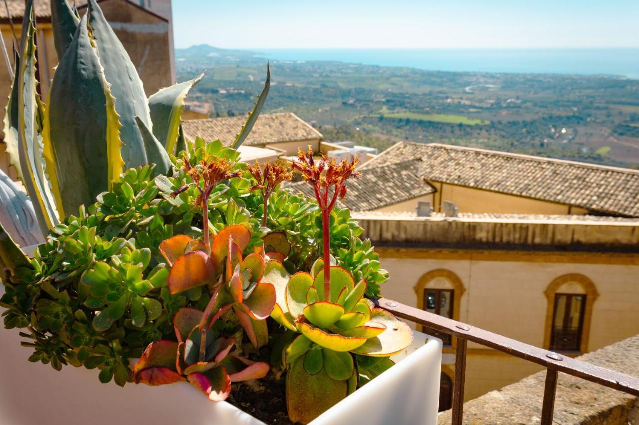 Le Terrazze Di Pirandello Bed & Breakfast Agrigento Exterior photo