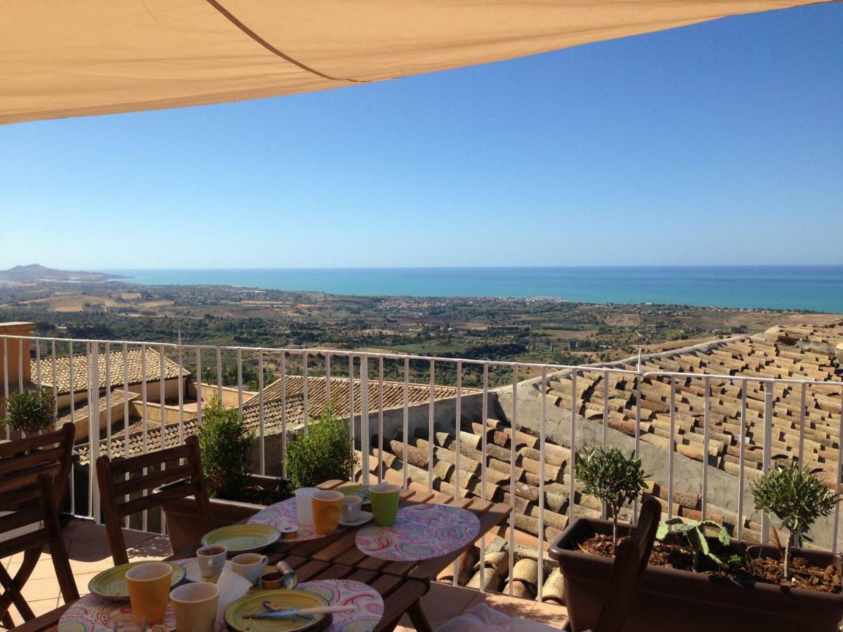 Le Terrazze Di Pirandello Bed & Breakfast Agrigento Exterior photo