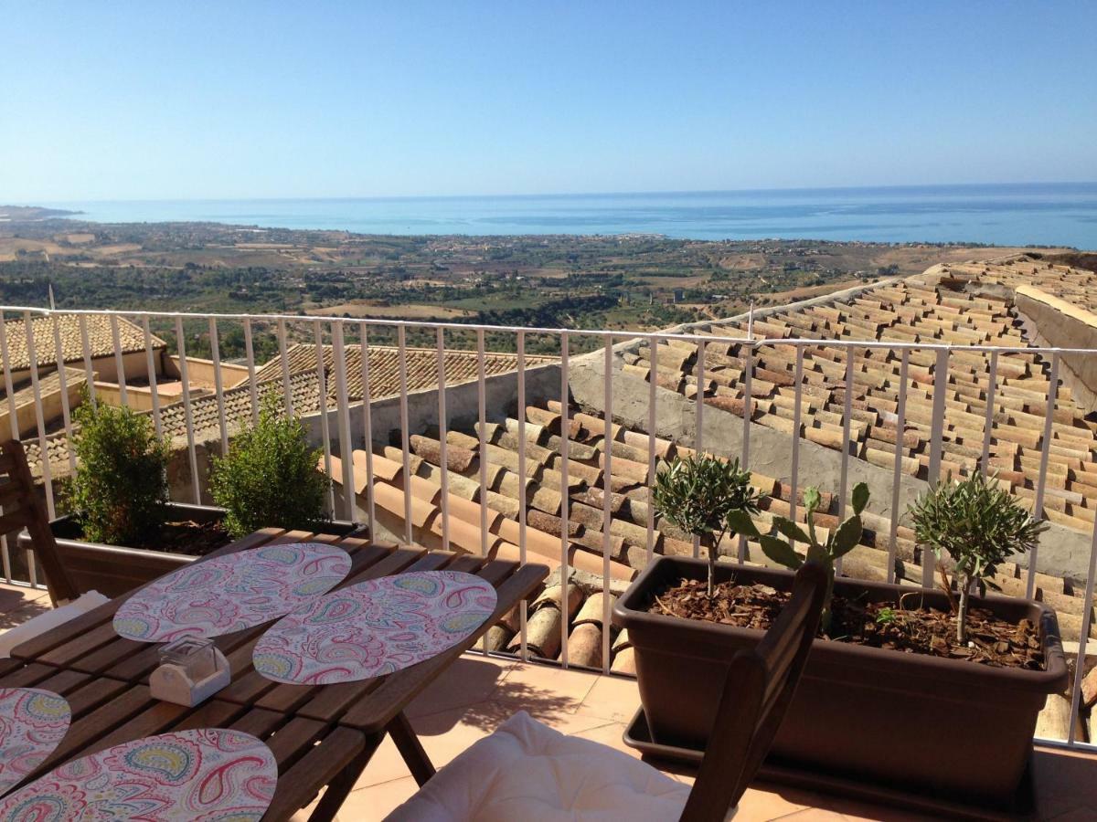 Le Terrazze Di Pirandello Bed & Breakfast Agrigento Exterior photo